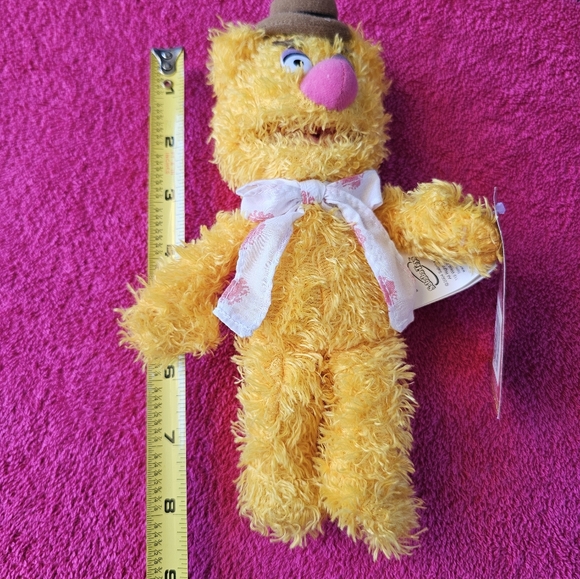 The Muppet Show Fozzie Plush 8" Beanie Bear Jim Henson Company Sababa Toys 2004 - Picture 9 of 9